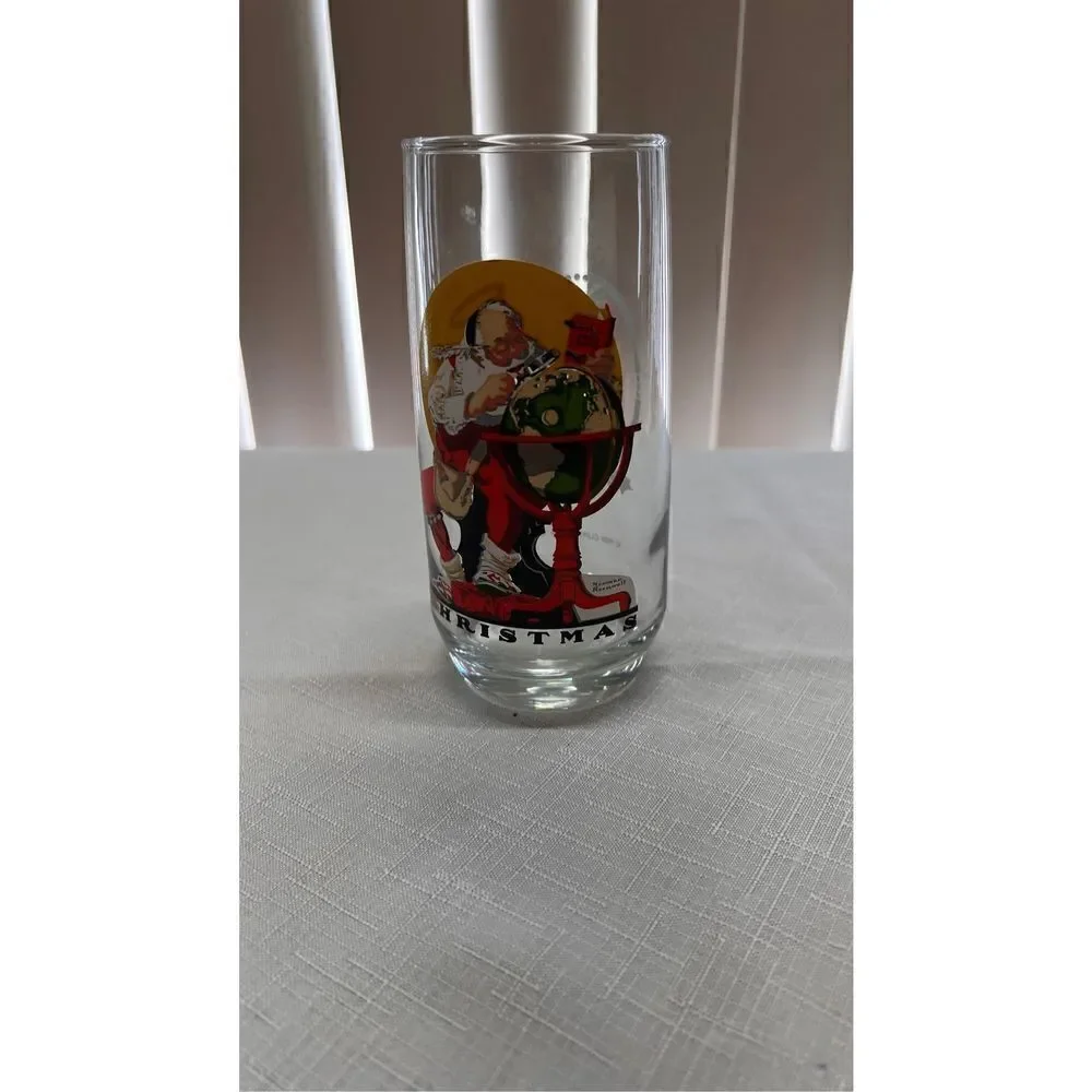 VINTANGE 1970 COCA COLA COKE NORMAN ROCKWELL COLLECTIBLE GLASS